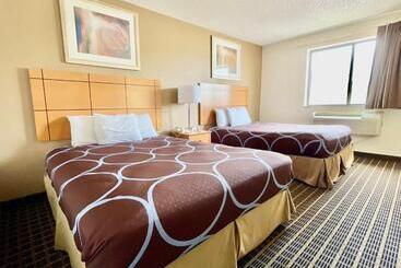 مُتل The Quincy Inn & Suites