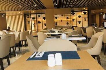 Hoya International Hotel Yangon
