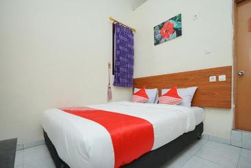 בית מלון כפרי Oyo 2525 Rumah Bromo