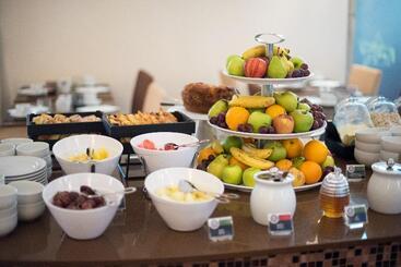 هتل Vila Gale Collection Alter Real   Resort Equestre, Conference & Spa