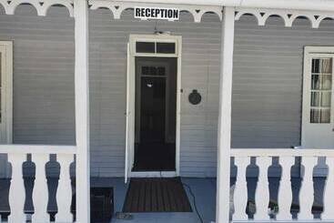 پانسیون The Monument Guesthouse
