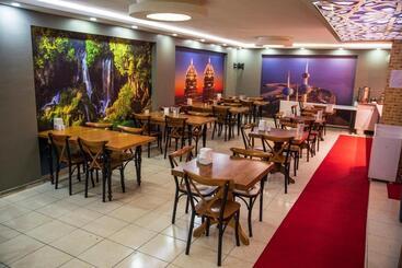 تختخواب و صبحانه Comfort Hotel Van