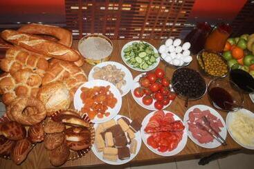 تختخواب و صبحانه Comfort Hotel Van