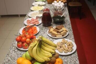 تختخواب و صبحانه Comfort Hotel Van
