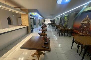 تختخواب و صبحانه Comfort Hotel Van