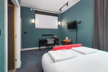 هتل Art B&b