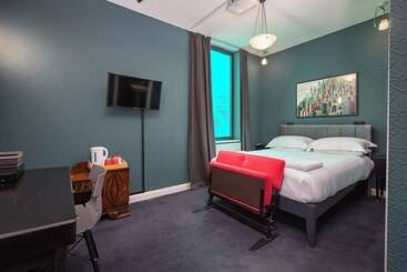هتل Art B&b