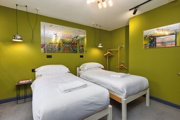 هتل Art B&b