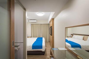 هتل Kariyushi Lch. Resort