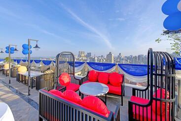 Poulo Wai Hotel & Apartment