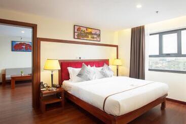 Poulo Wai Hotel & Apartment