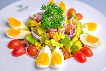 Poulo Wai Hotel & Apartment