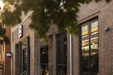 هتل Holiday Inn   The Niu, Bricks Hamburg Eppendorf, An Ihg