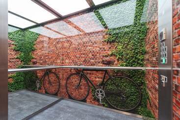 هتل Holiday Inn   The Niu, Bricks Hamburg Eppendorf, An Ihg