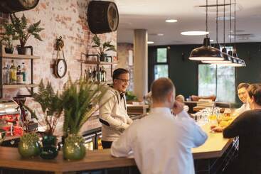 هتل Holiday Inn   The Niu, Bricks Hamburg Eppendorf, An Ihg