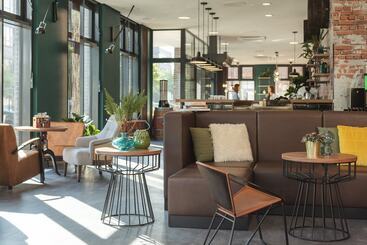 هتل Holiday Inn   The Niu, Bricks Hamburg Eppendorf, An Ihg