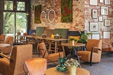 هتل Holiday Inn   The Niu, Bricks Hamburg Eppendorf, An Ihg