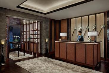 هتل The Ritzcarlton, Nanjing