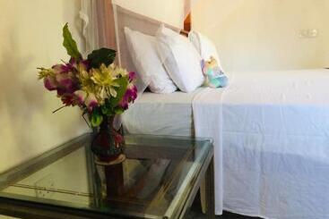پانسیون Villa Jasmine Hikkaduwa