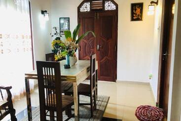 پانسیون Villa Jasmine Hikkaduwa