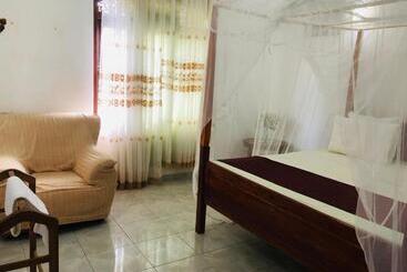 پانسیون Villa Jasmine Hikkaduwa