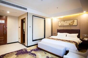 هتل Greentree Eastern Bozhou Jingwan Wealth Centre