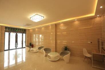 هتل Greentree Inn Anqing City Yixiu Government District University City Express