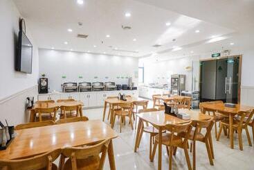 هتل Greentree Inn Hefei Huainan Road Huaihe Garden Express