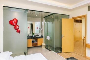هتل Greentree Inn Jiangyin Bus Station Meiyuan Street Express