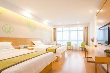 هتل Greentree Inn Wuxi Huishan District Yangshan Town Jiayang Life Plaza Business