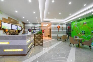 هتل Greentree Inn Qionghai Boao Railway Station Business