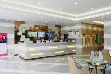 هتل Greentree Inn Qionghai Boao Railway Station Business