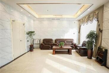 هتل Greentree Inn Shangqiu Ningling County Bus Station