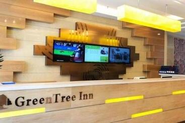 هتل Greentree Inn Urumqi Airport Tianyi International City