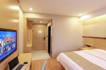 هتل Greentree Inn Wuxi Yixing High Speed Railway Station Dingshu Town Tongshu Road Express