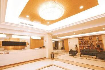 هتل Greentree Inn Huaqingchi Subway Station