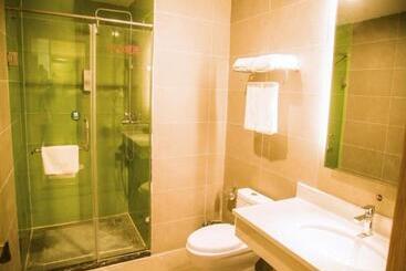 هتل Greentree Inn Huaqingchi Subway Station
