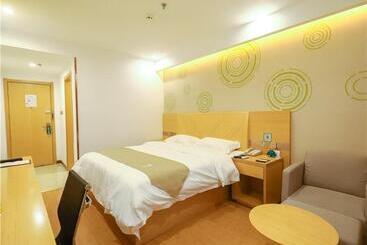 فندق Greentree Inn Yichun Development Zone Bus Terminal Express