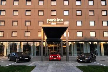 Park Inn By Radisson Vilnius Airport Hotel & Conference Centre
