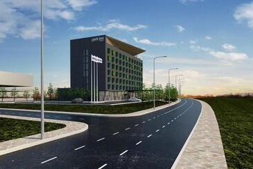 Park Inn By Radisson Vilnius Airport Hotel & Conference Centre