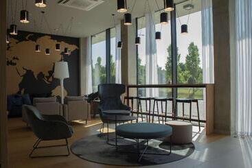 Park Inn By Radisson Vilnius Airport Hotel & Conference Centre