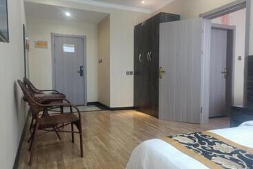 هتل Shell Taiyuan City Shanxida Hospital Xiaoma Garden