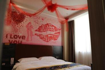 هتل Shell Taiyuan City Shanxida Hospital Xiaoma Garden