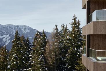 هتل Forestis Dolomites