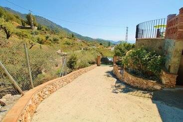 1066 Villa Laero