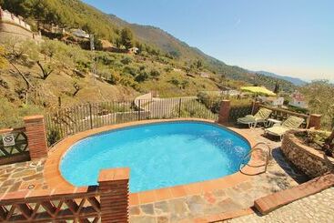 1066 Villa Laero
