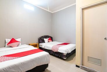 הוסטל Griya Amin By Oyo Rooms