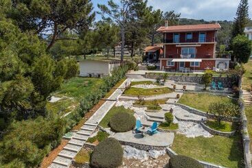 Anthoula S House