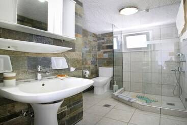 Anthoula S House