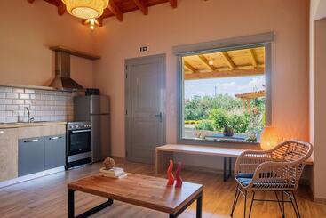 Elite Cottages   Adults Only